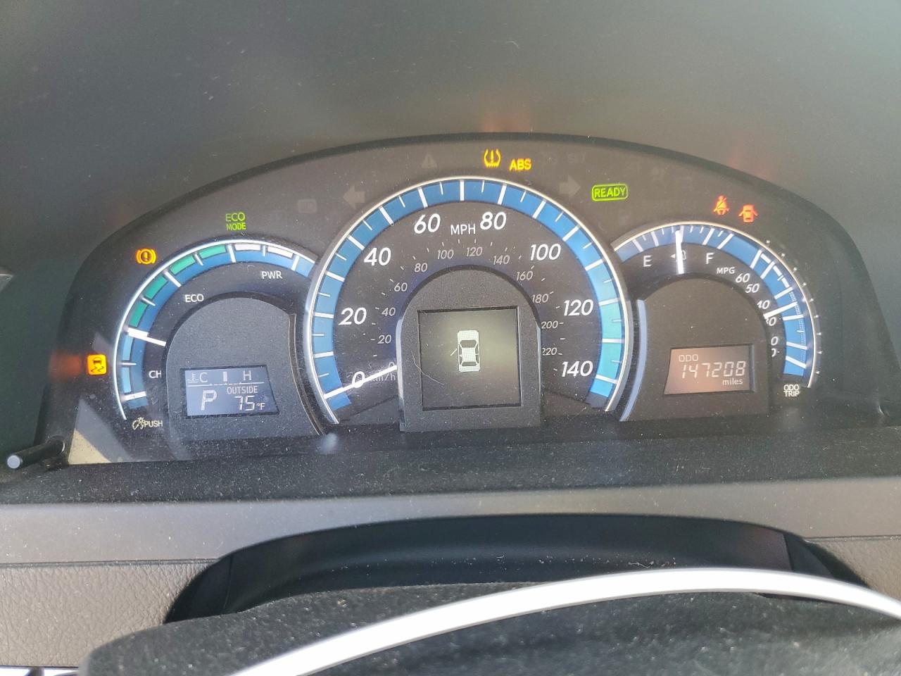 2012 TOYOTA CAMRY HYBRID photo 9