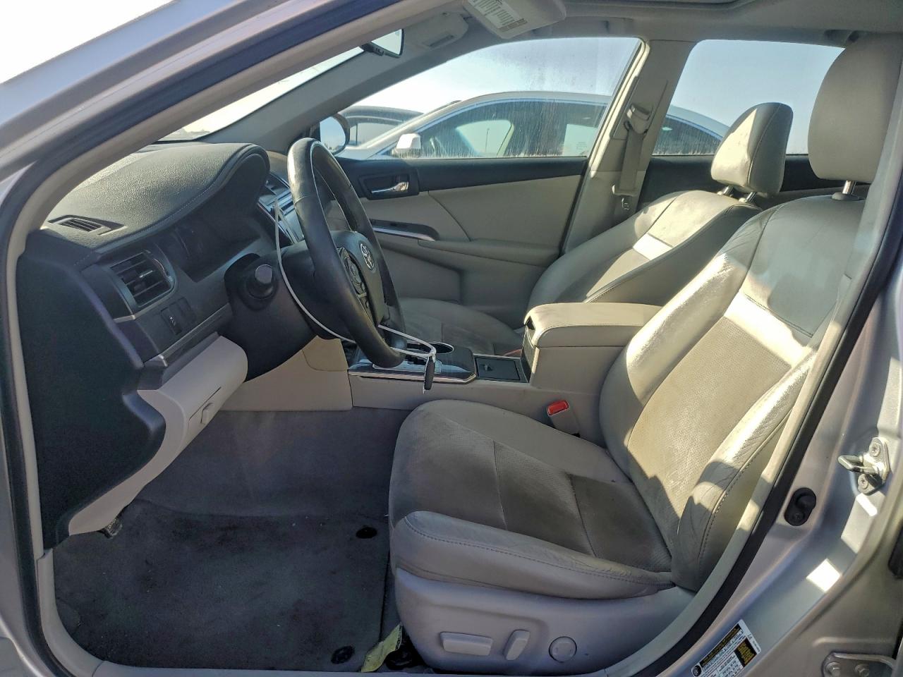 2012 TOYOTA CAMRY HYBRID photo 7