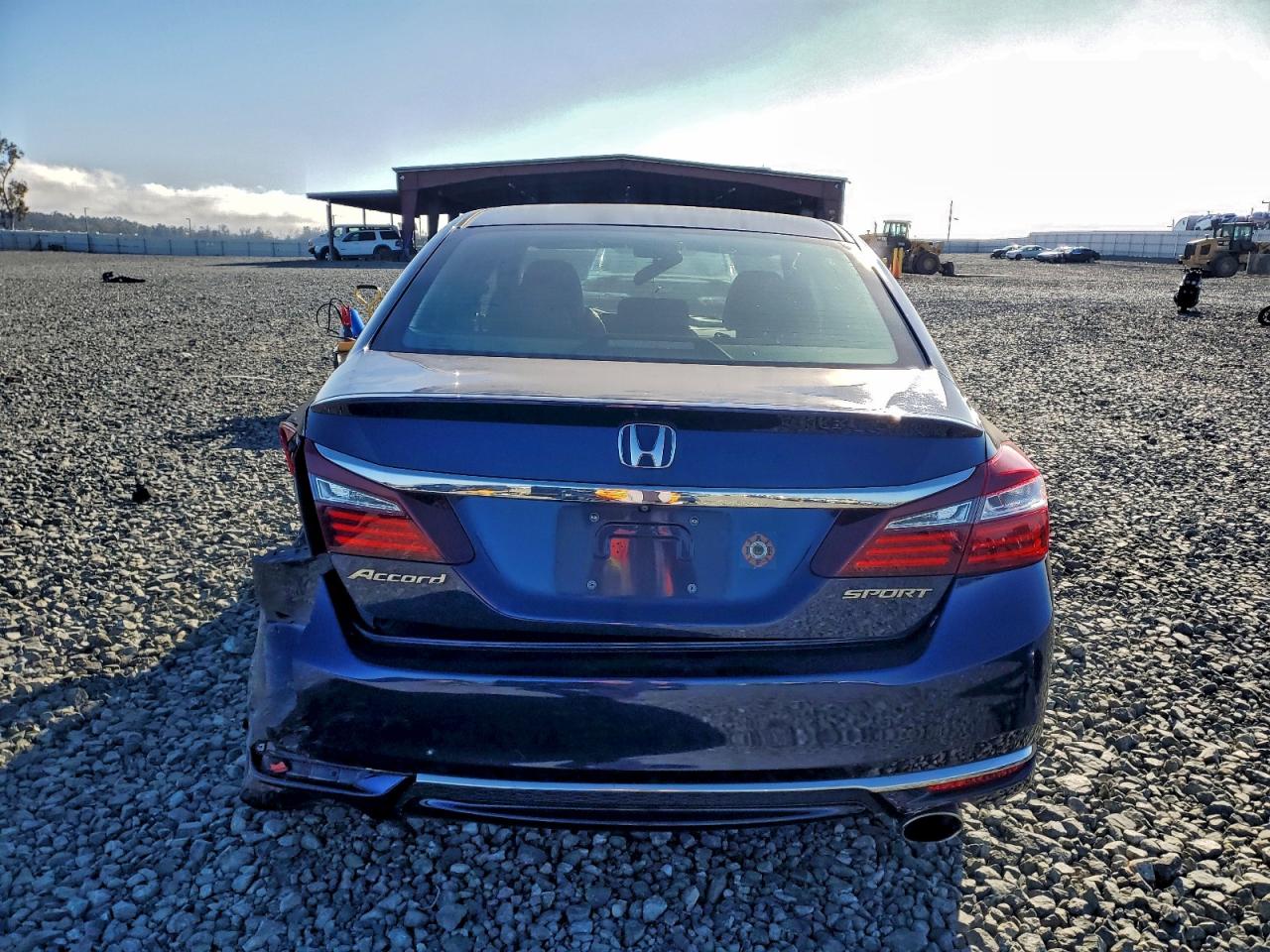 2017 HONDA ACCORD SPORT photo 6