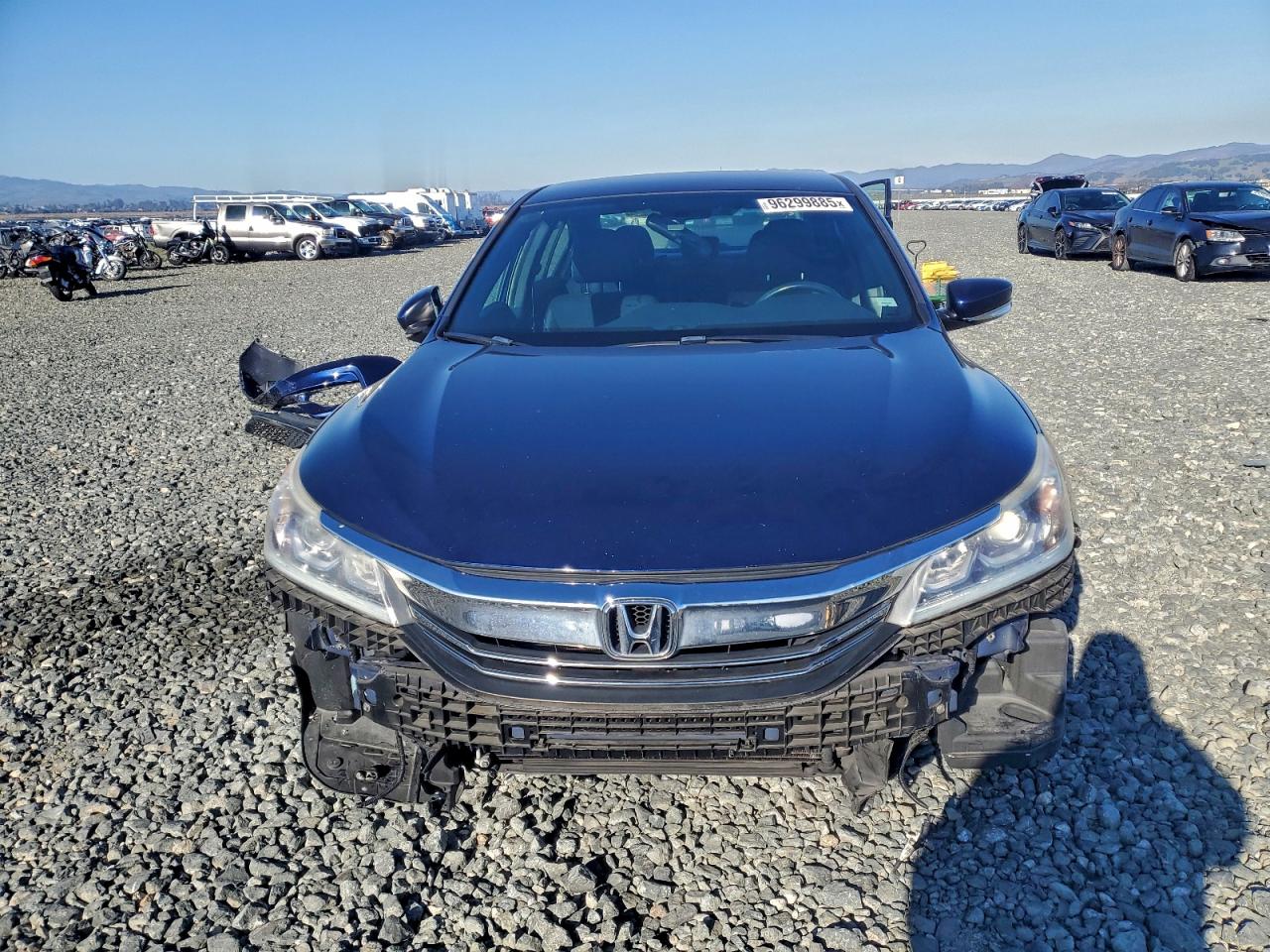 2017 HONDA ACCORD SPORT photo 5