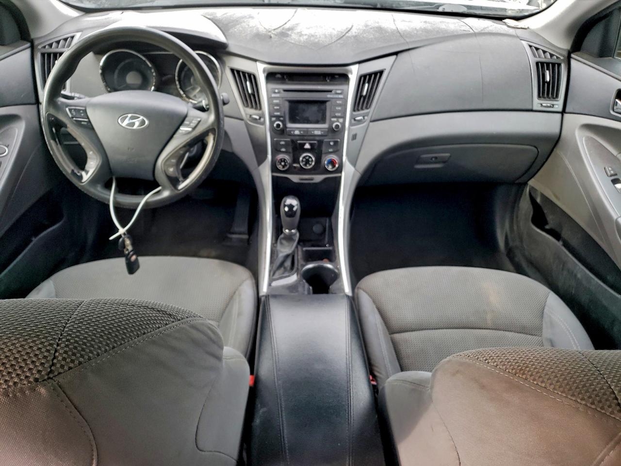 2014 HYUNDAI SONATA GLS photo 8