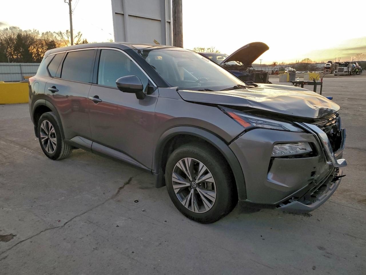 2021 NISSAN ROGUE SV photo 4