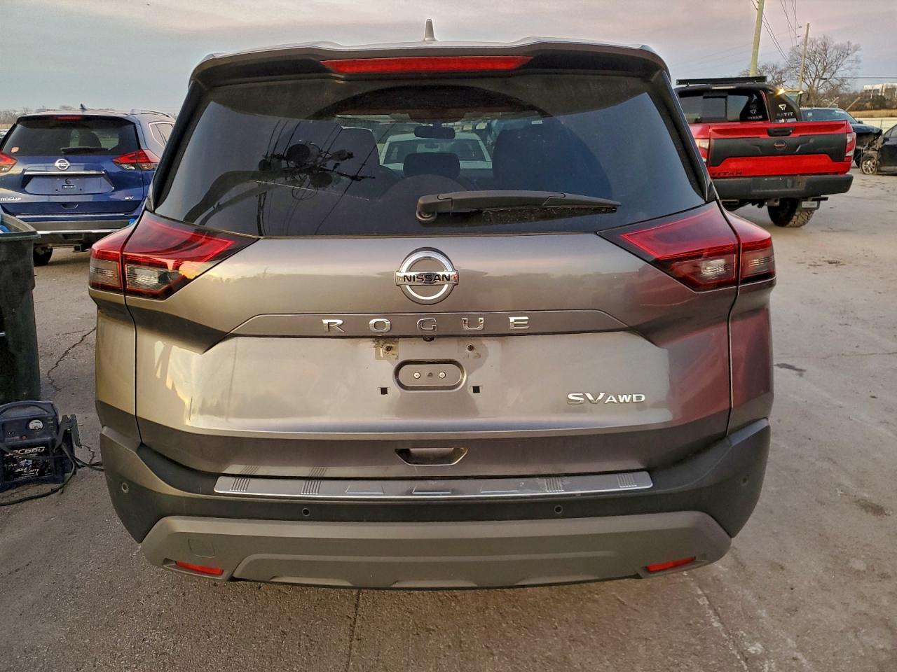 2021 NISSAN ROGUE SV photo 6