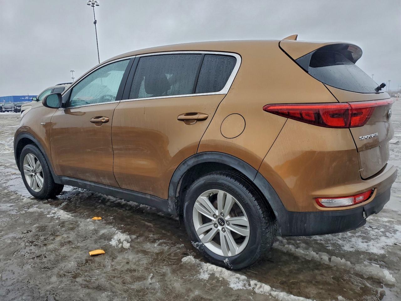 2017 KIA SPORTAGE LX photo 2
