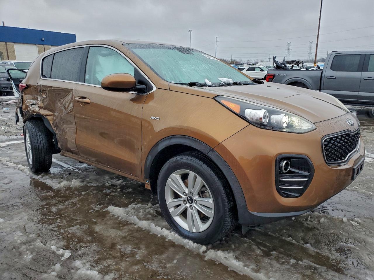 2017 KIA SPORTAGE LX photo 4
