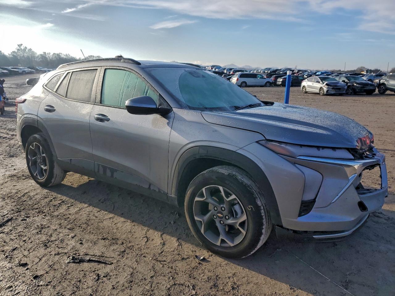 2025 CHEVROLET TRAX 1LT photo 4