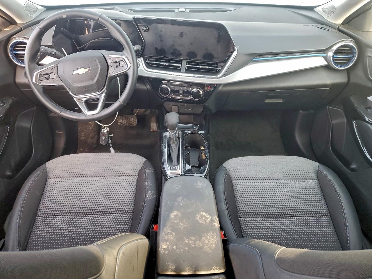 2025 CHEVROLET TRAX 1LT photo 8