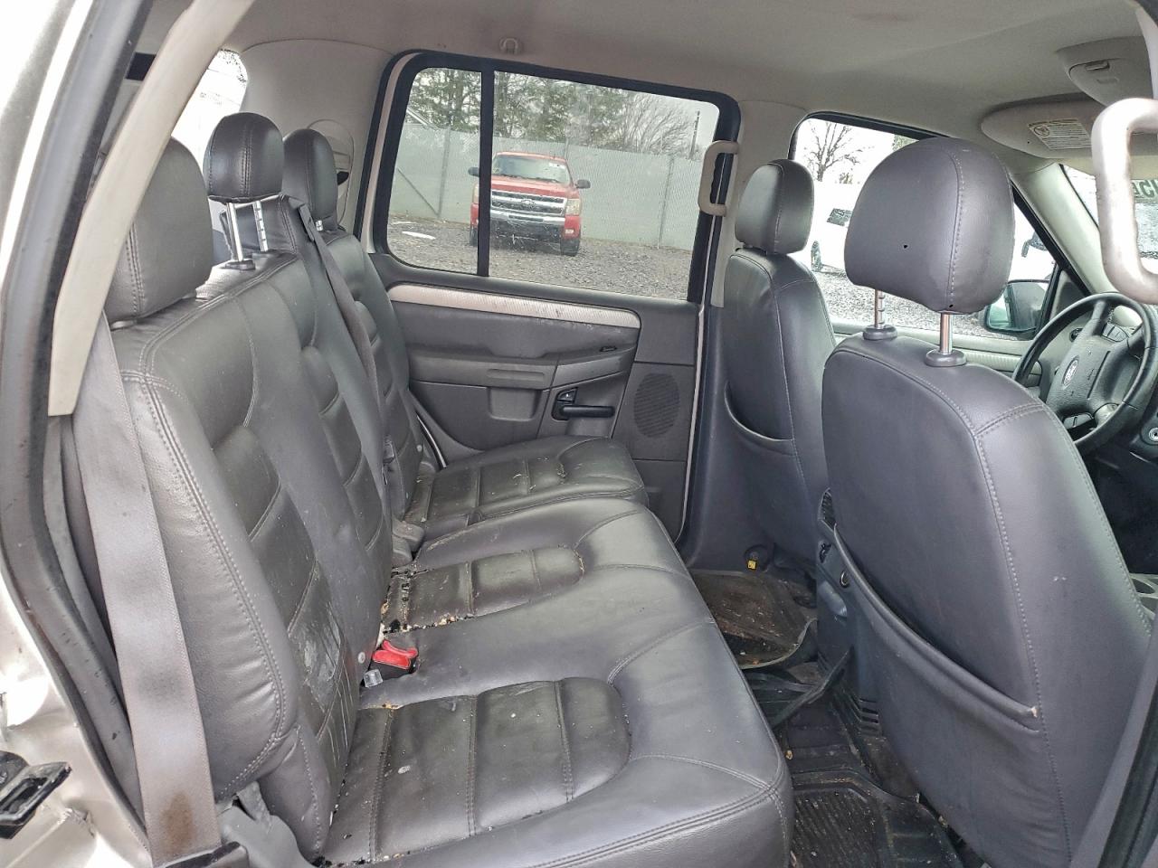 2003 FORD EXPLORER XLT photo 10
