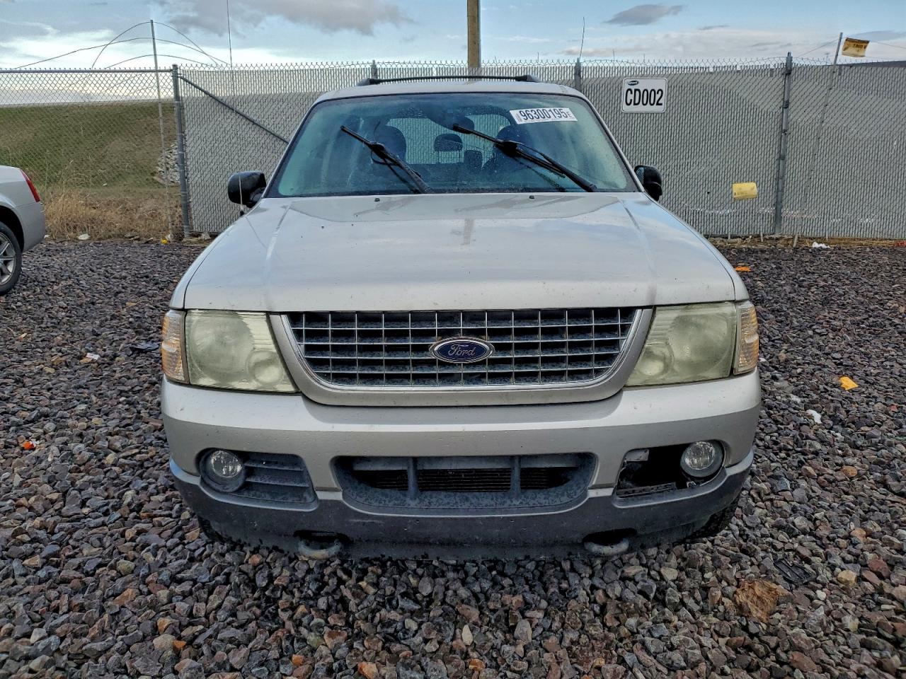 2003 FORD EXPLORER XLT photo 5