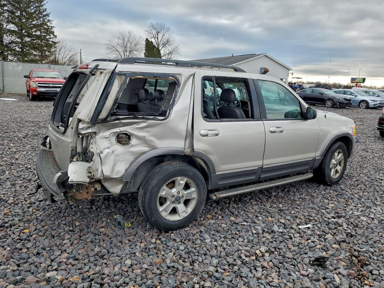 2003 FORD EXPLORER XLT photo 3
