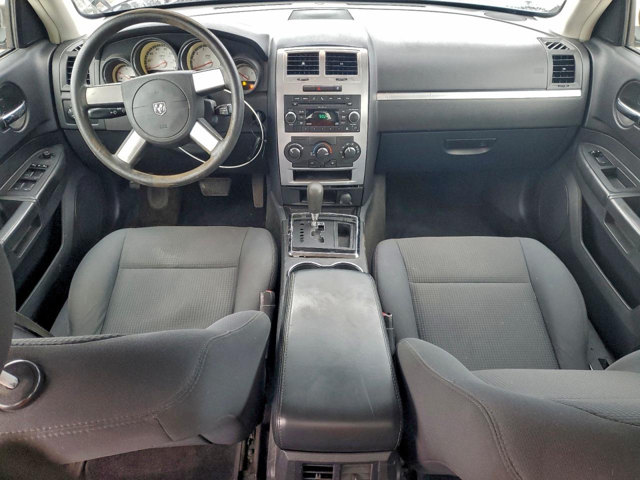 2010 DODGE CHARGER SXT photo 8