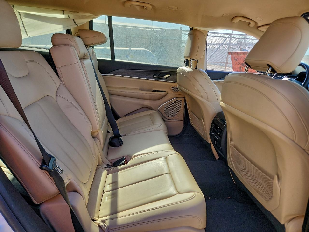 2022 JEEP GRAND CHEROKEE L LIMITED photo 11