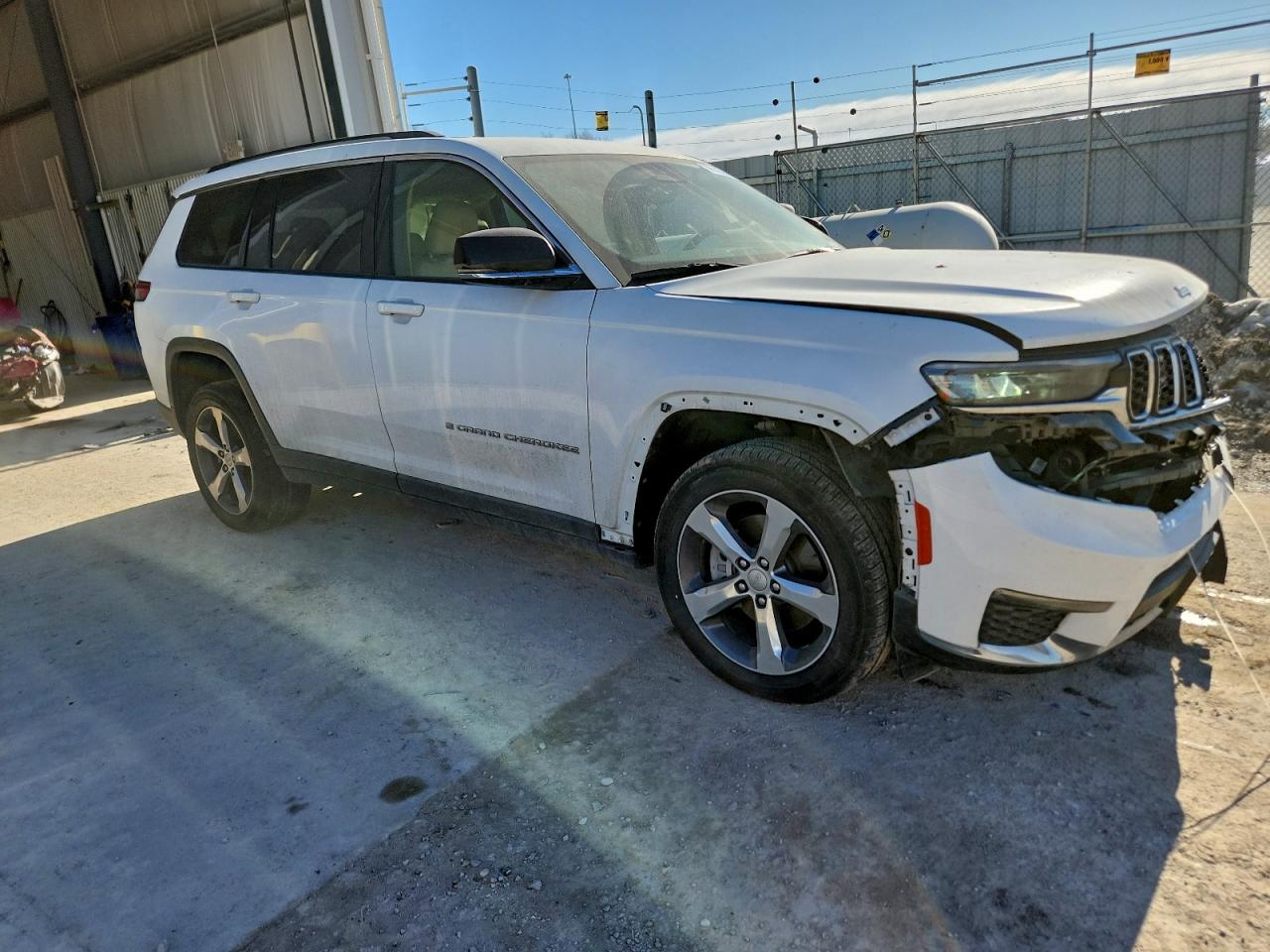 2022 JEEP GRAND CHEROKEE L LIMITED photo 4