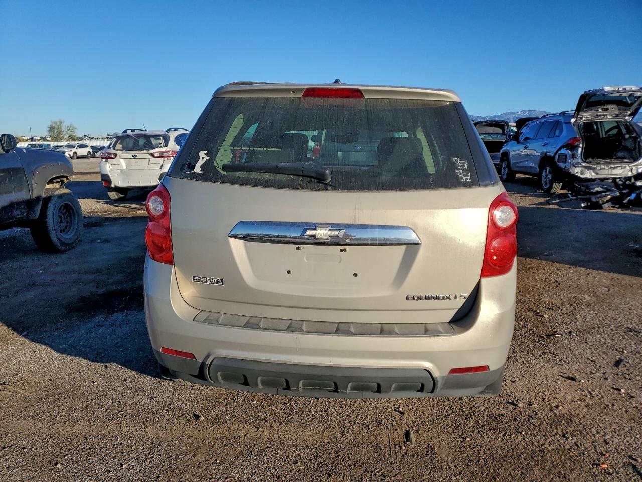 2010 CHEVROLET EQUINOX LS photo 11