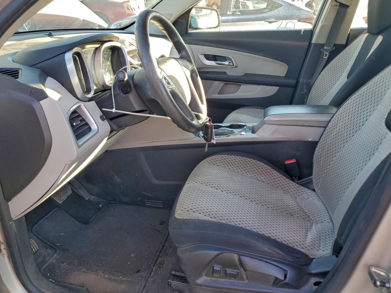 2010 CHEVROLET EQUINOX LS photo 13