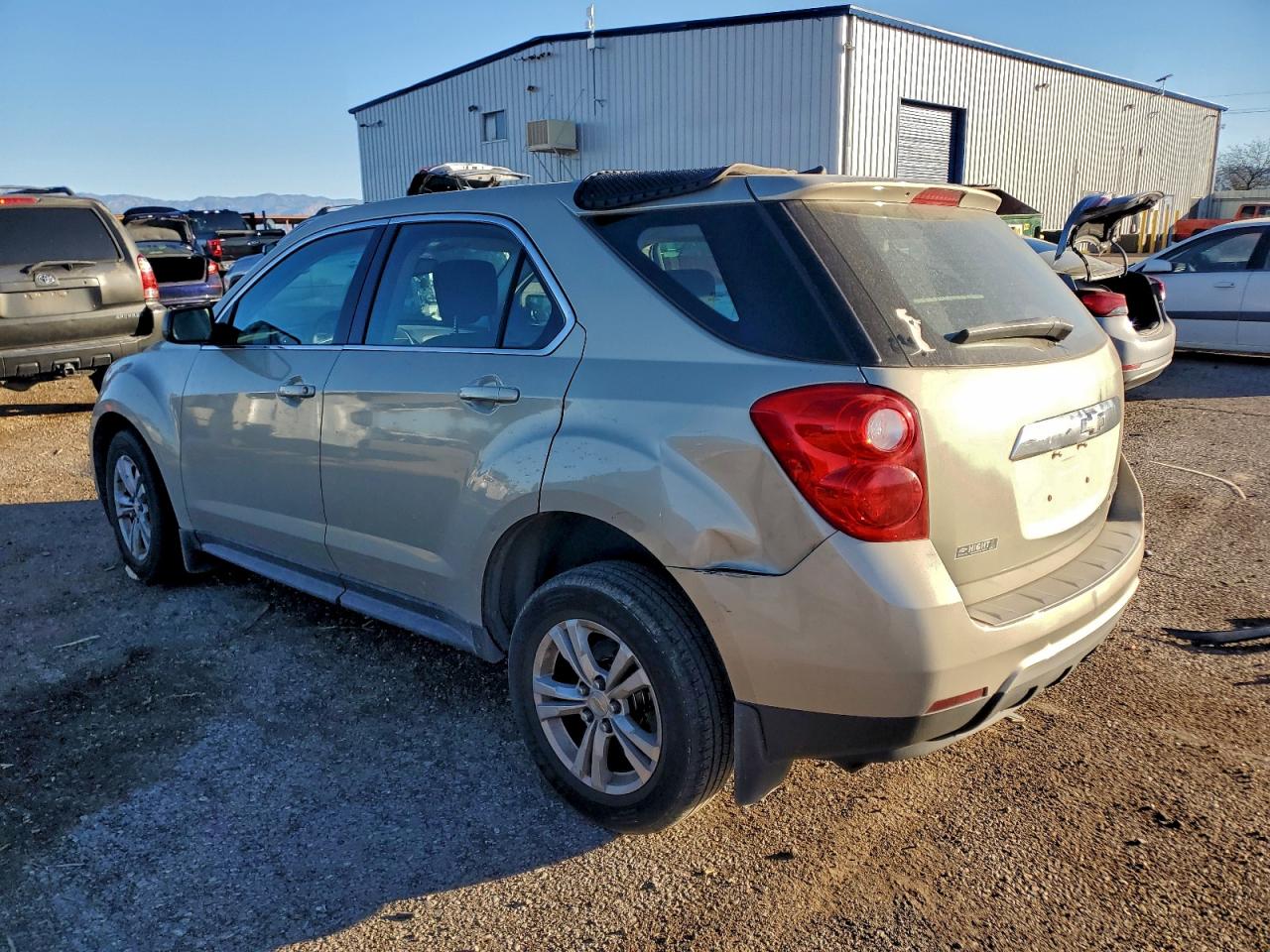 2010 CHEVROLET EQUINOX LS photo 3