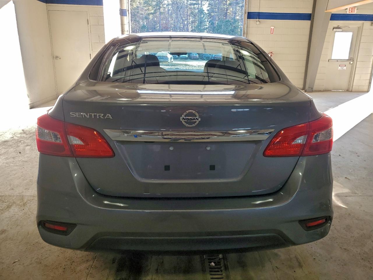 2019 NISSAN SENTRA S photo 6