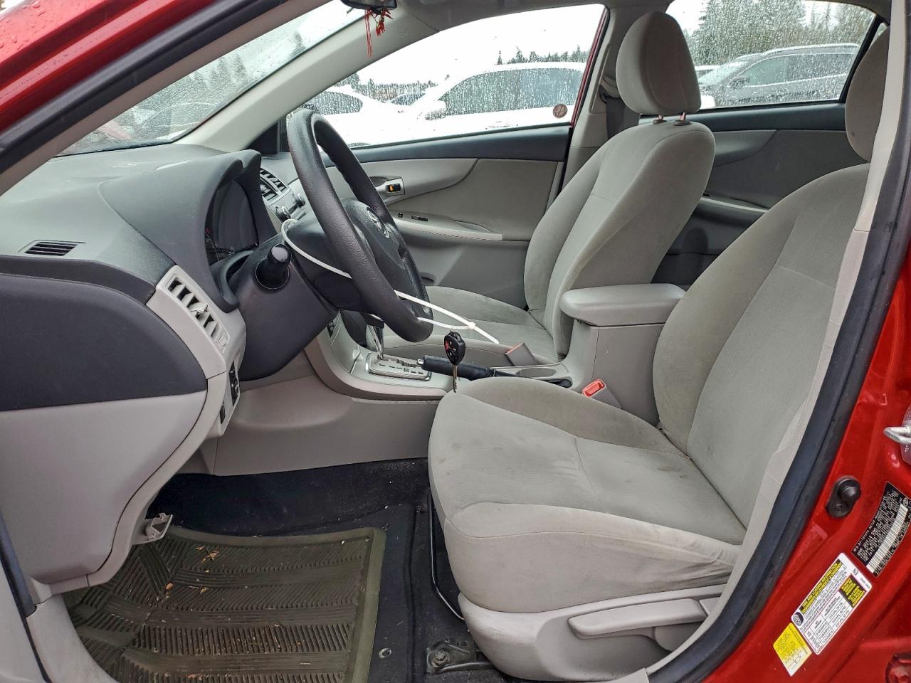 2011 TOYOTA COROLLA BASE photo 7