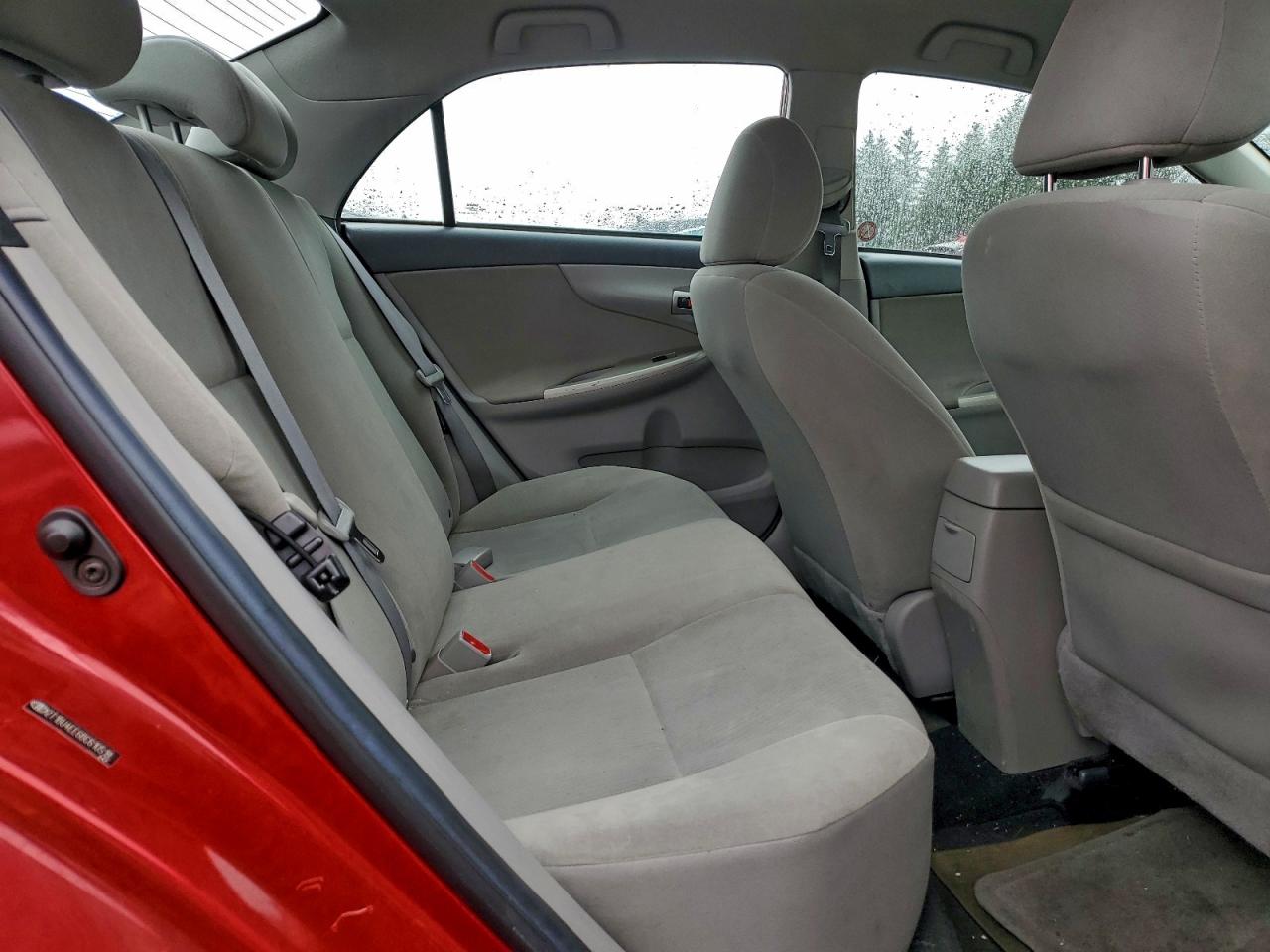 2011 TOYOTA COROLLA BASE photo 10