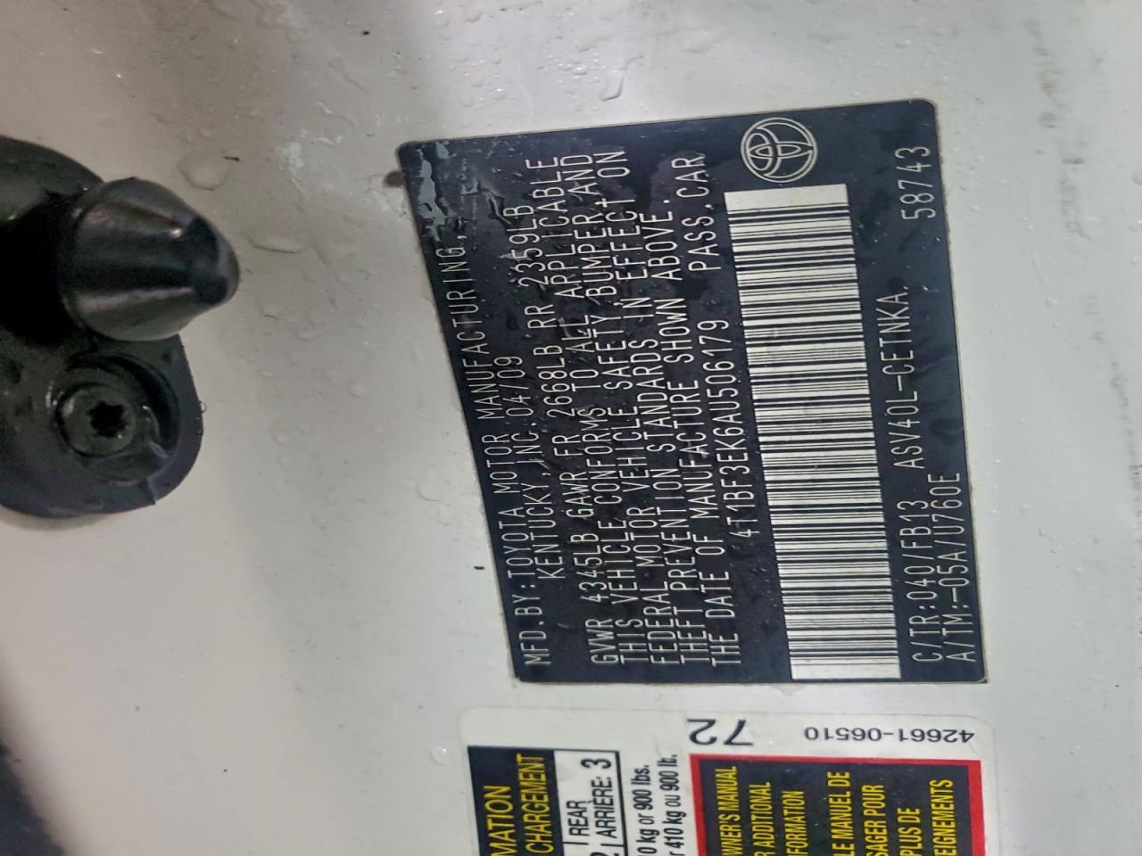 2010 TOYOTA CAMRY LE photo 12