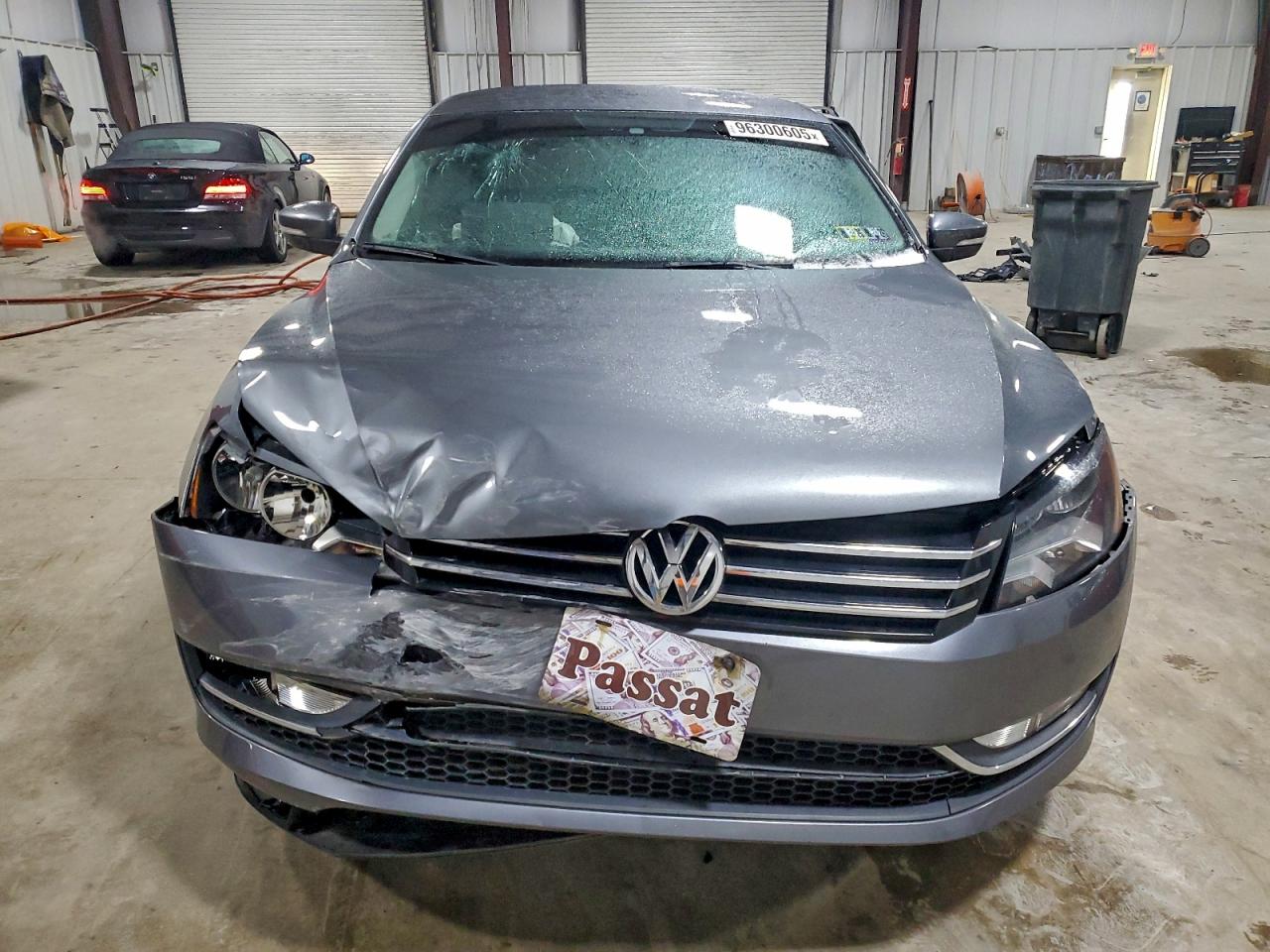 2015 VOLKSWAGEN PASSAT S photo 13