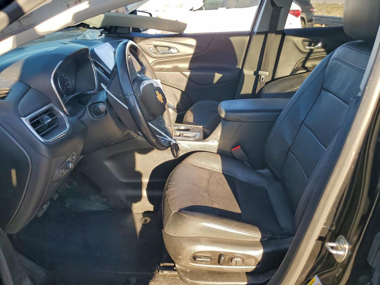 2021 CHEVROLET EQUINOX LT photo 13