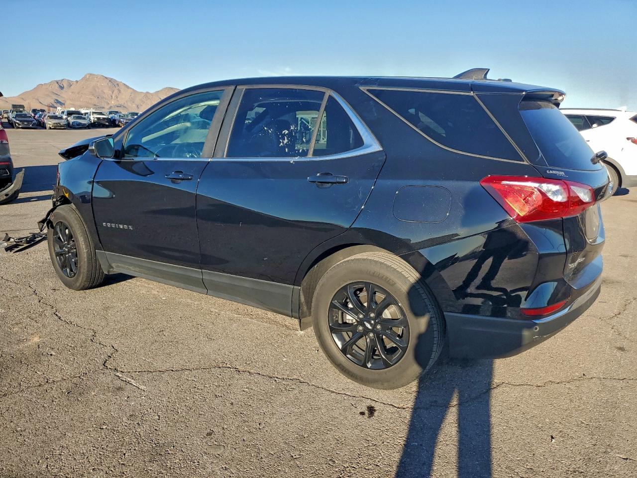 2021 CHEVROLET EQUINOX LT photo 3