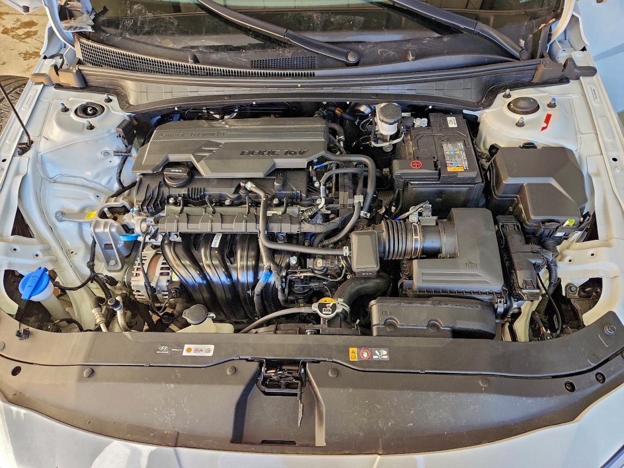 2025 HYUNDAI ELANTRA SEL photo 11
