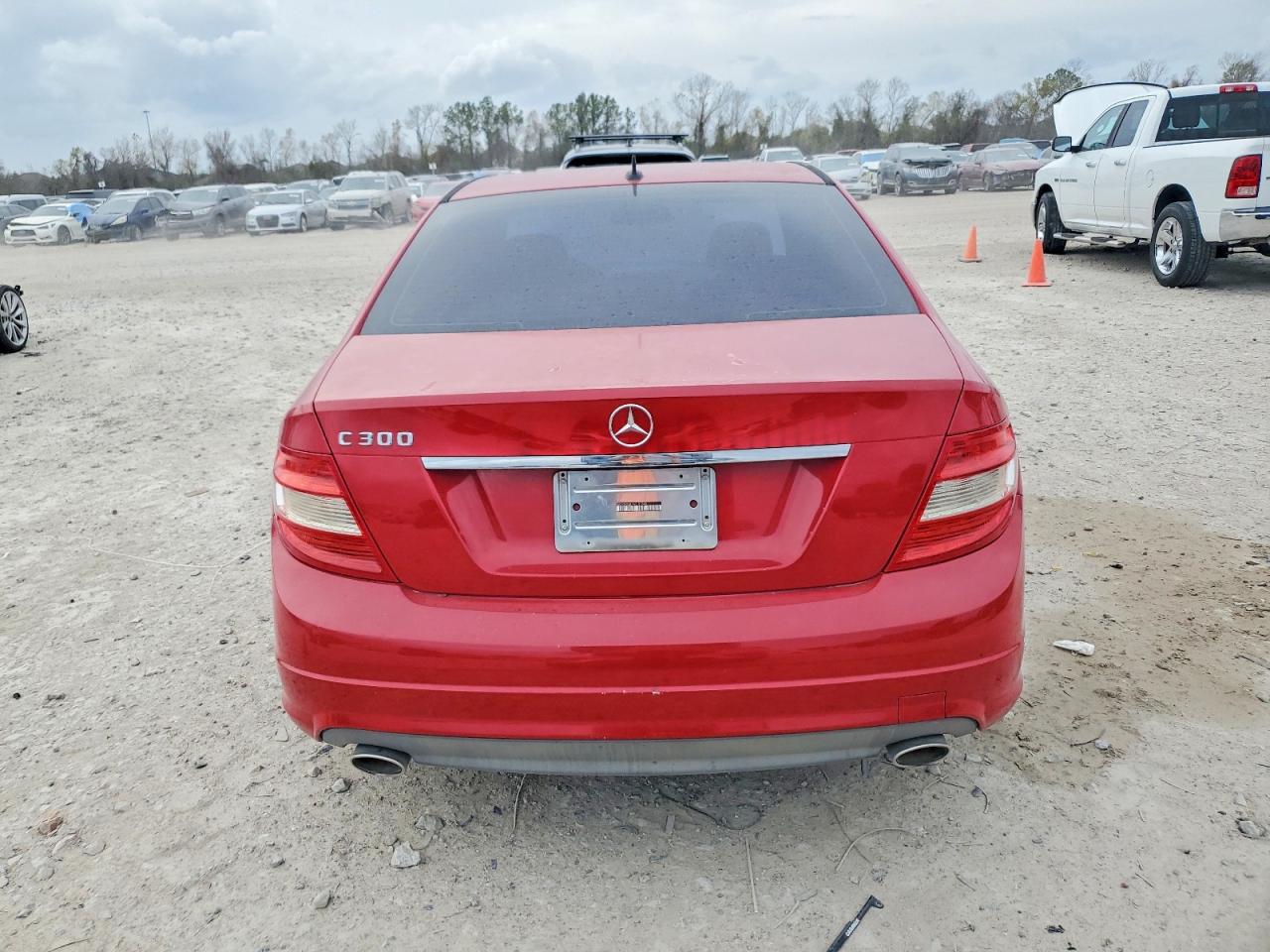 2010 MERCEDES-BENZ C 300 photo 11