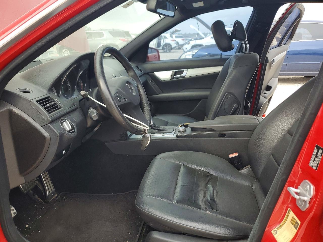 2010 MERCEDES-BENZ C 300 photo 13