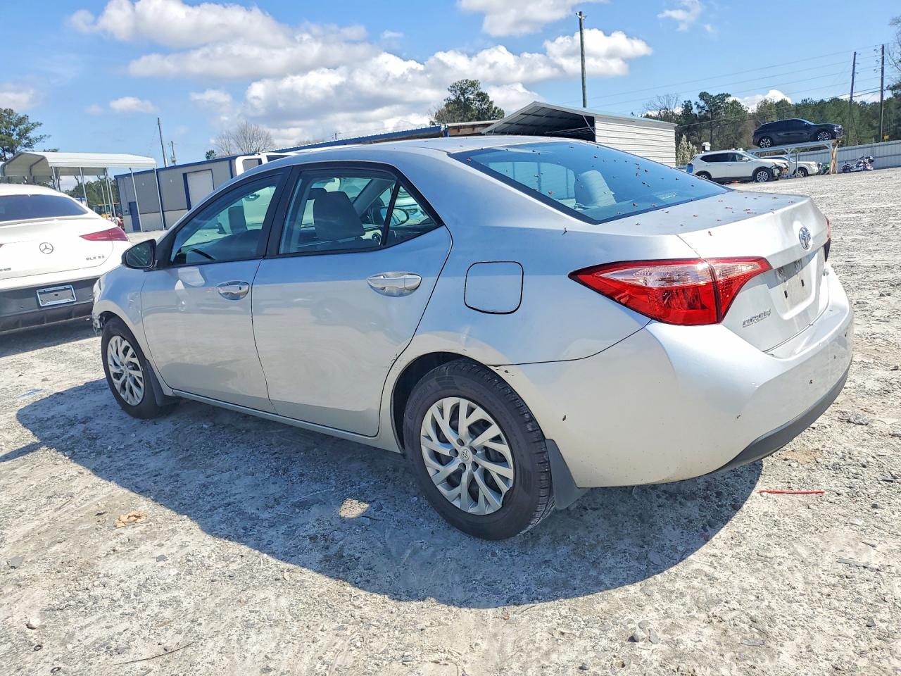 2017 TOYOTA COROLLA L photo 2