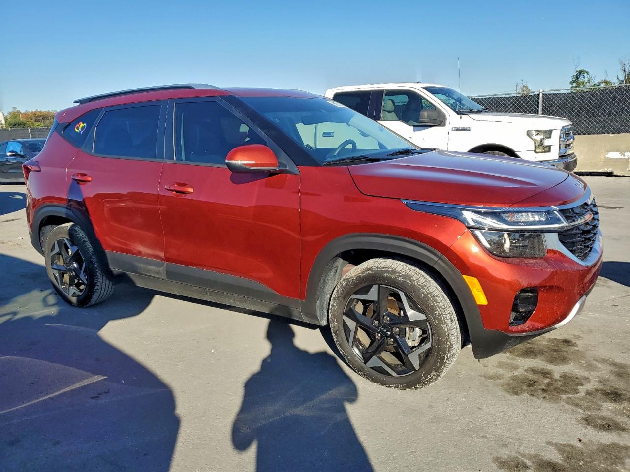 2025 KIA SELTOS S photo 4