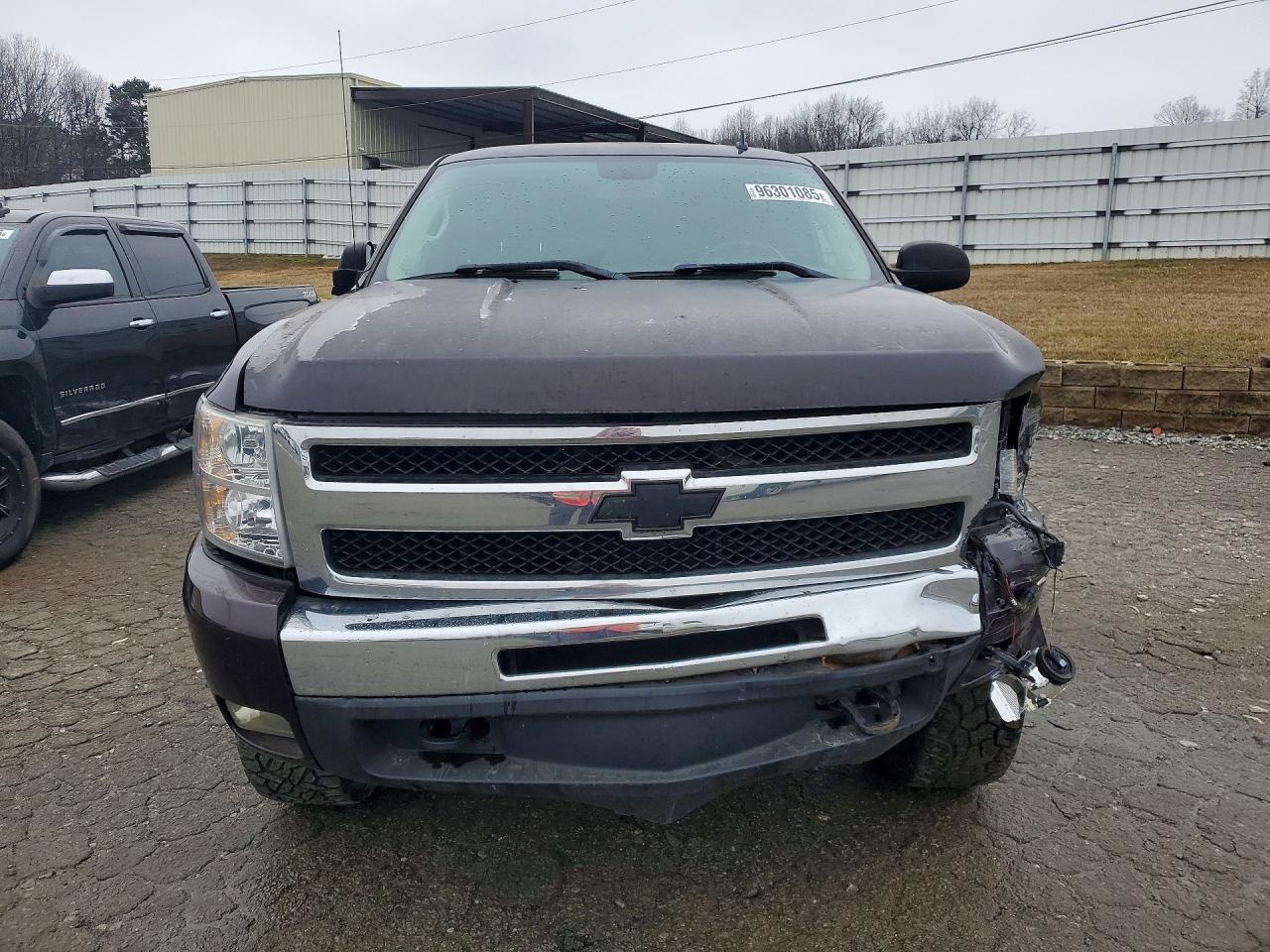 2009 CHEVROLET SILVERADO K1500 LT photo 13