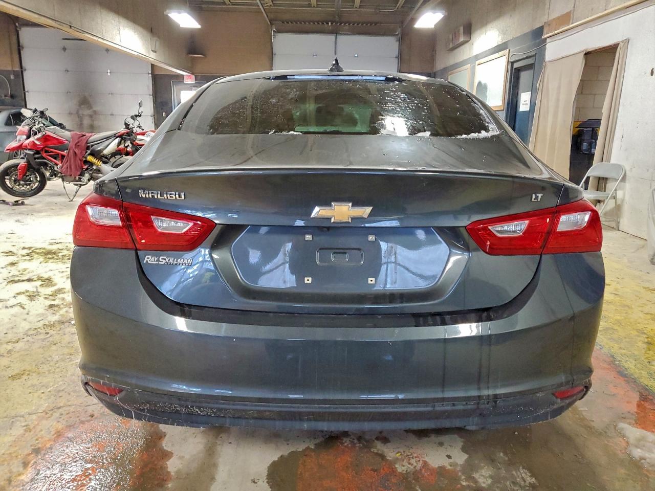 2017 CHEVROLET MALIBU LT photo 6