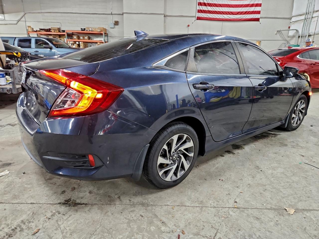 2017 HONDA CIVIC EX photo 3