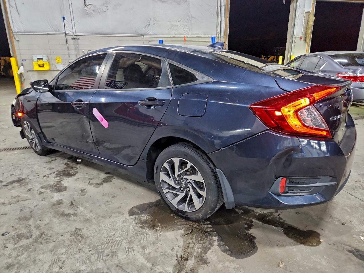 2017 HONDA CIVIC EX photo 2