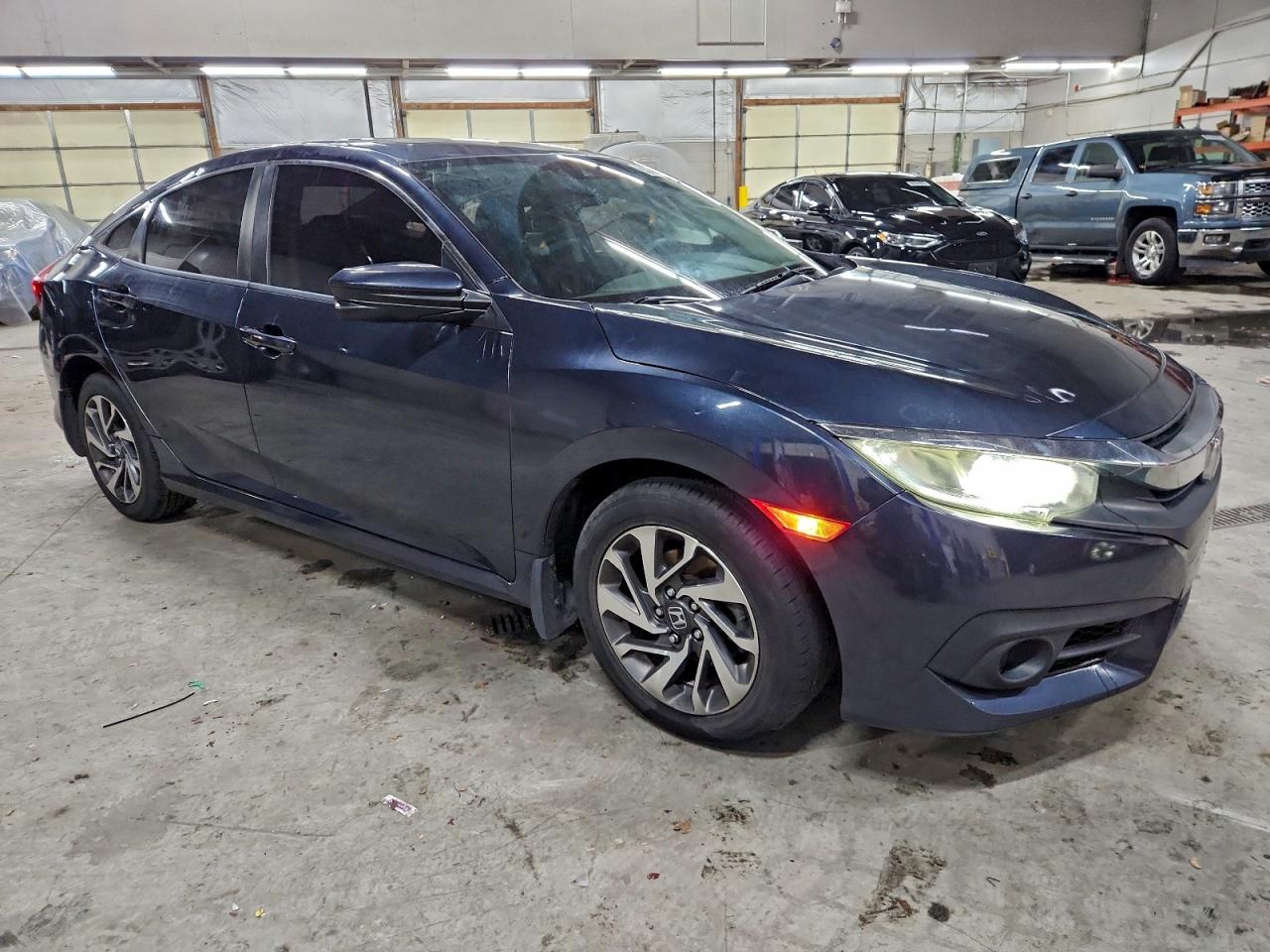 2017 HONDA CIVIC EX photo 4