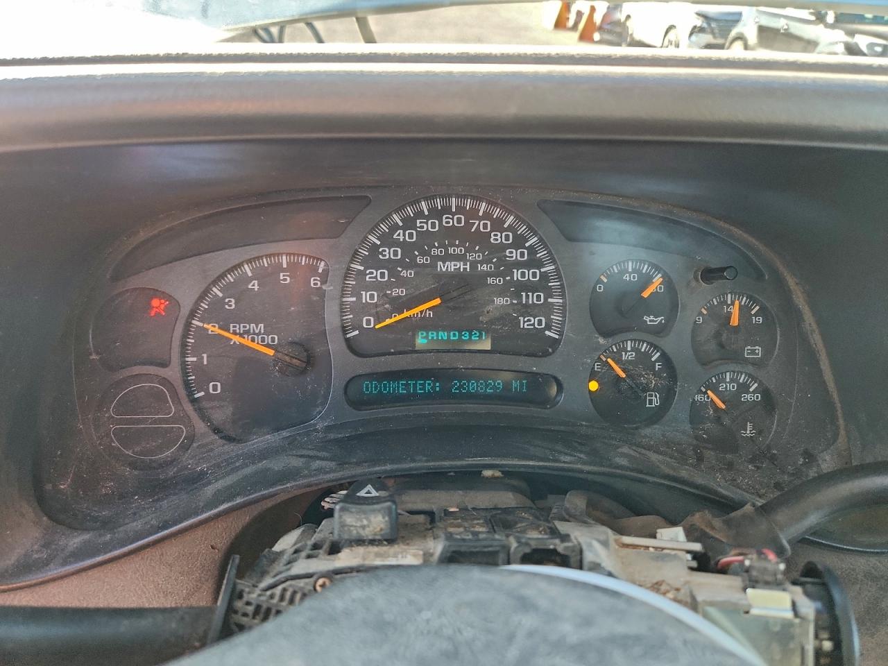 2004 CHEVROLET SILVERADO C1500 photo 9