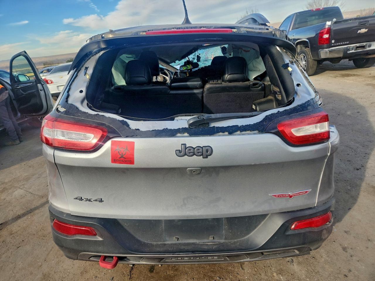 2017 JEEP CHEROKEE TRAILHAWK photo 6