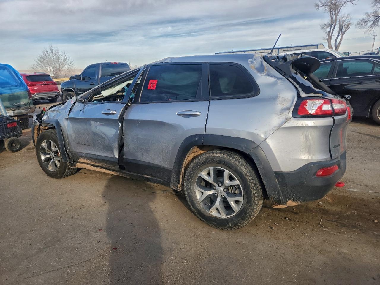 2017 JEEP CHEROKEE TRAILHAWK photo 2