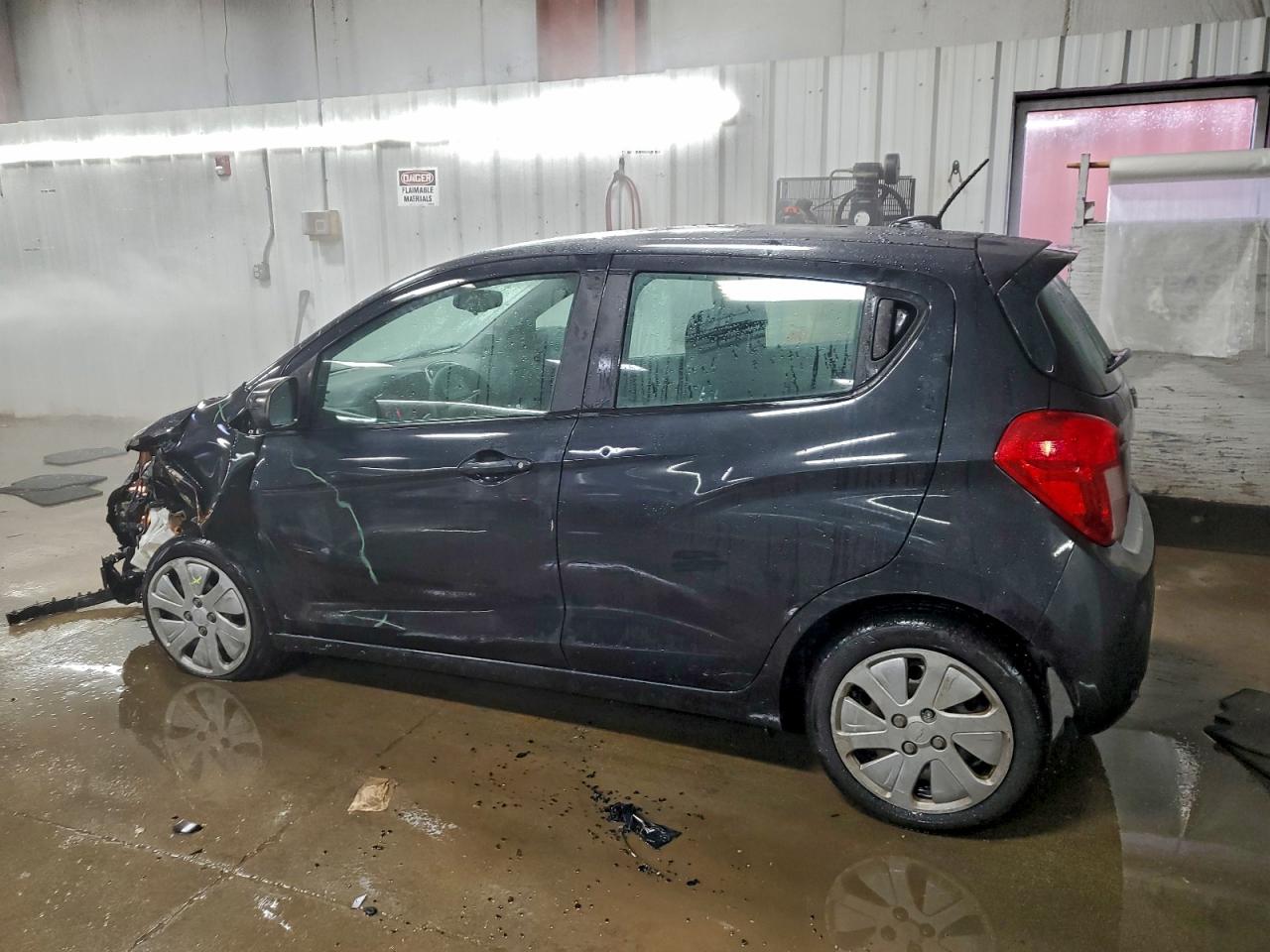2016 CHEVROLET SPARK LS photo 2