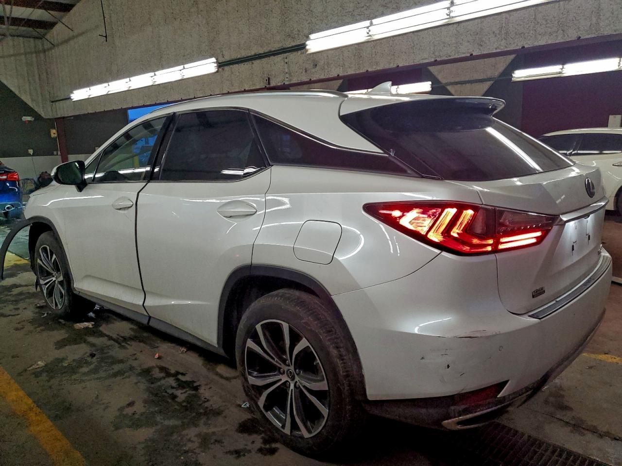 2021 LEXUS RX 350 photo 2
