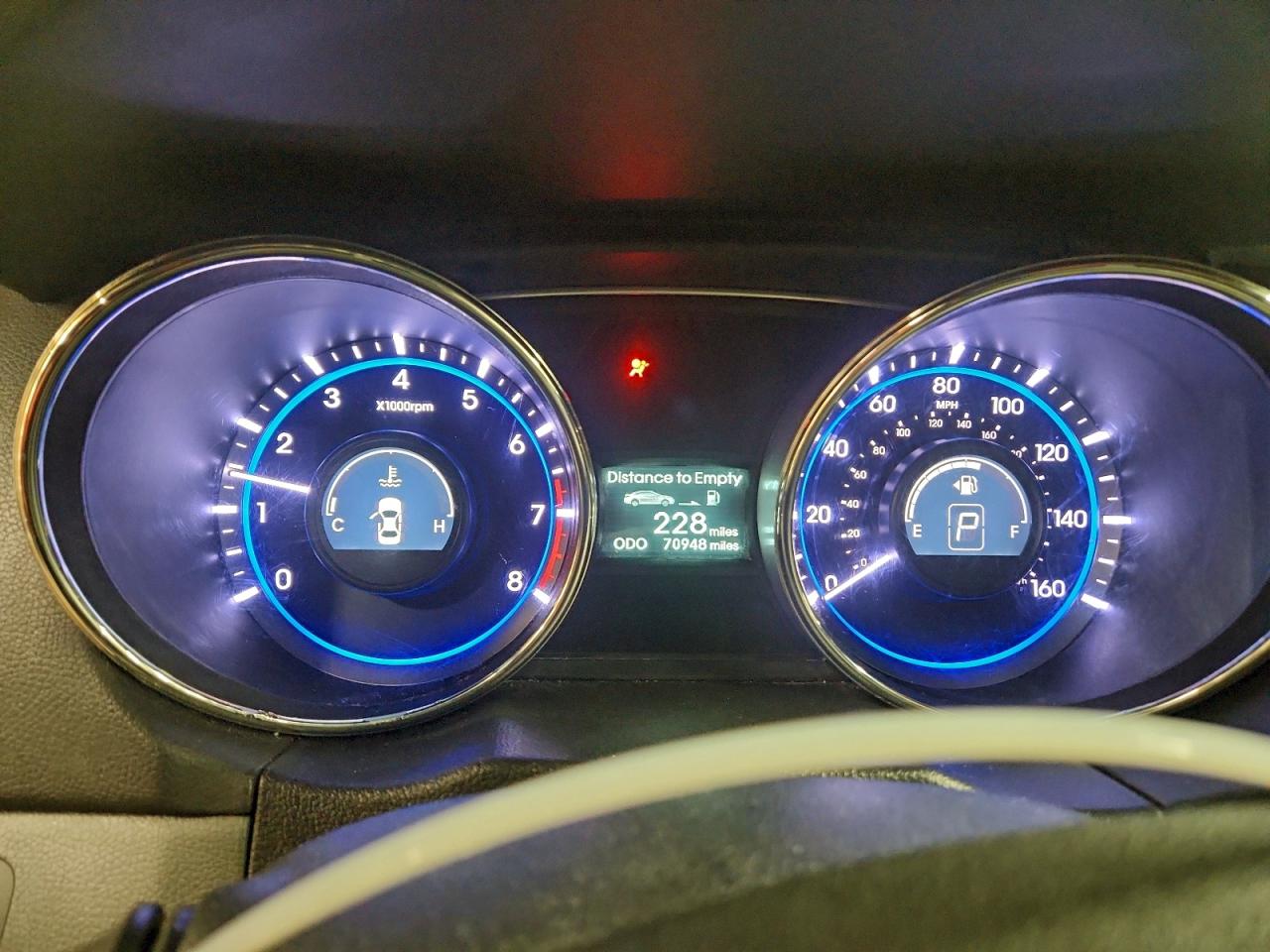 2012 HYUNDAI SONATA GLS photo 17