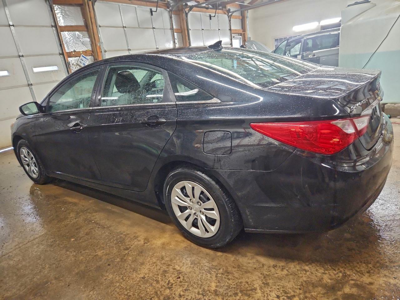 2012 HYUNDAI SONATA GLS photo 3