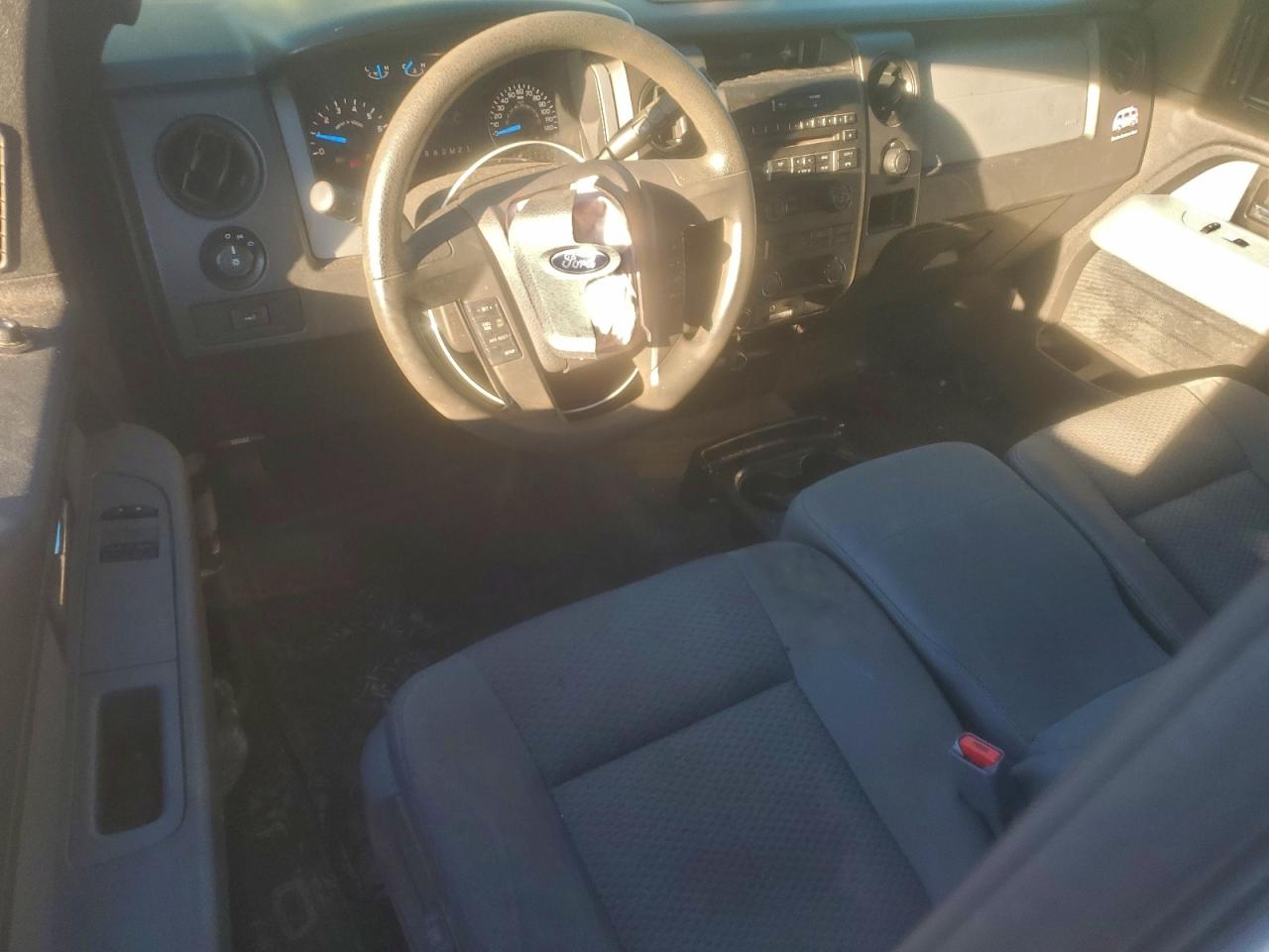 2014 FORD F150 photo 8