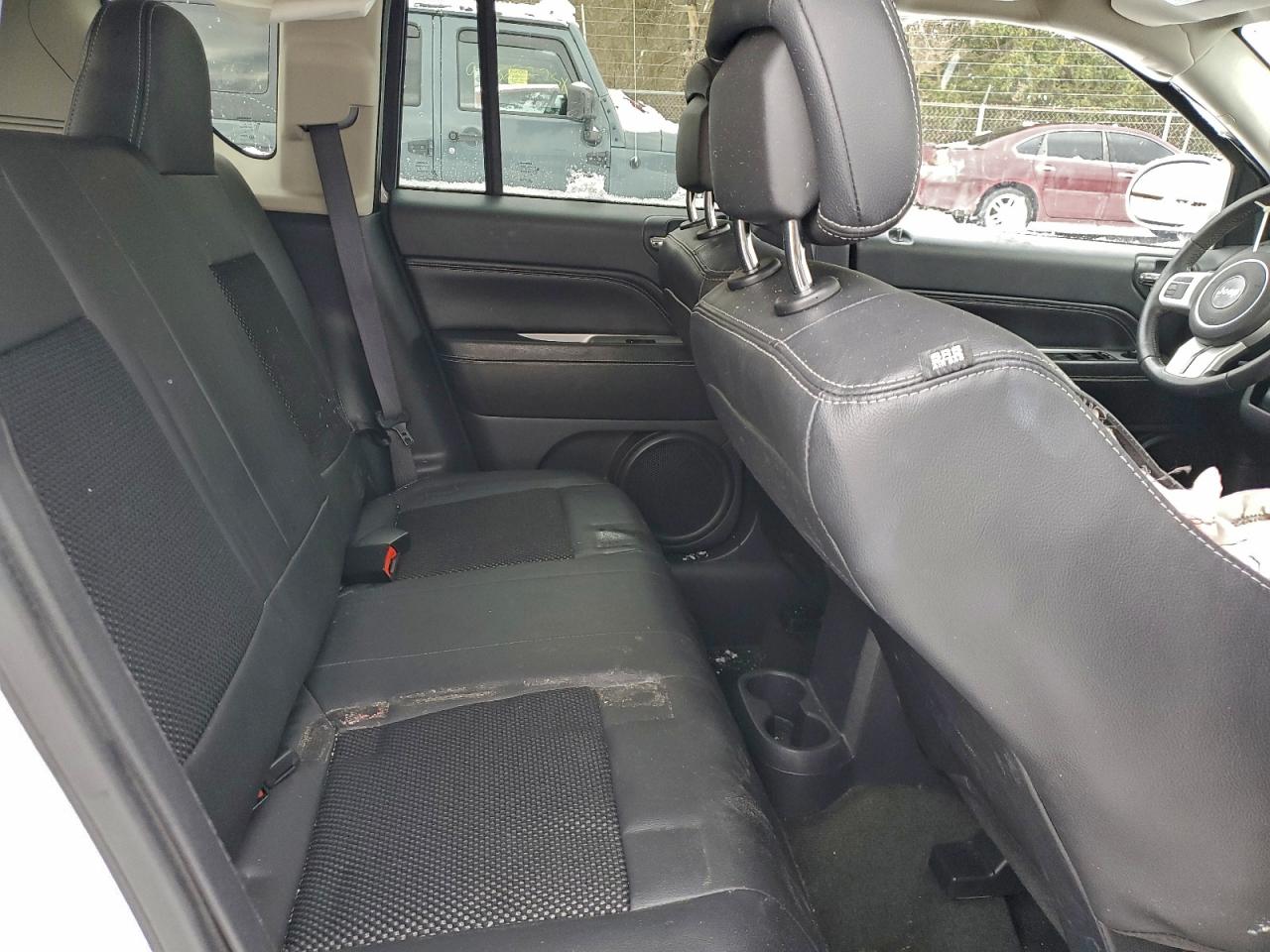 2016 JEEP COMPASS LATITUDE photo 11