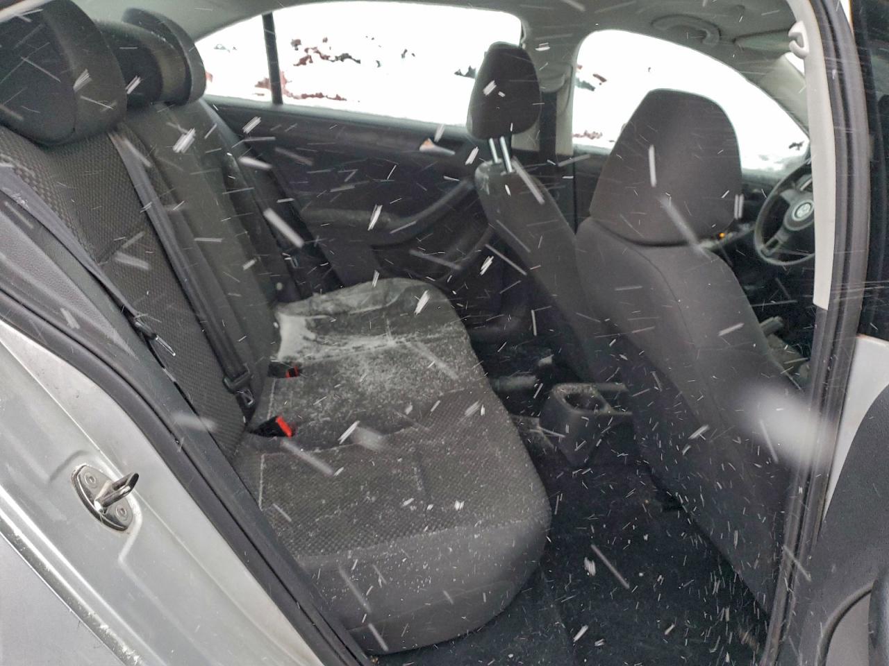 2012 VOLKSWAGEN JETTA BASE photo 19