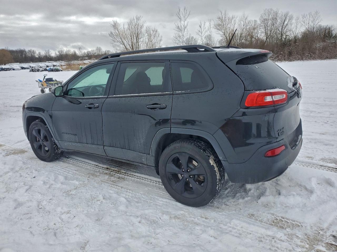 2016 JEEP CHEROKEE LATITUDE photo 3