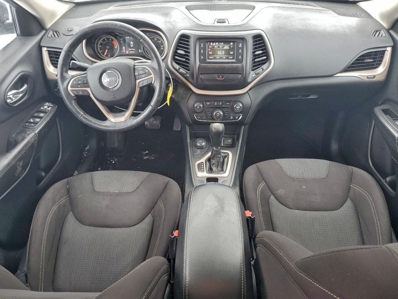 2016 JEEP CHEROKEE LATITUDE photo 15
