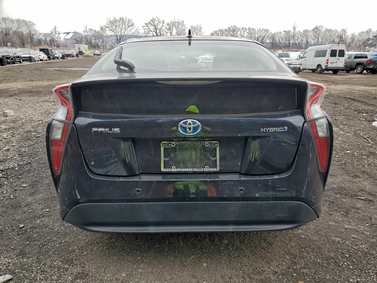 2017 TOYOTA PRIUS photo 6